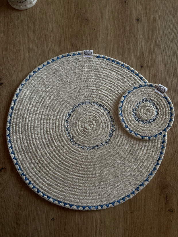Tovagliette sottopiatti e bicchieri boho
