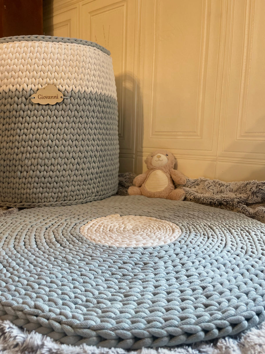 Tappeto intrecciato a mano