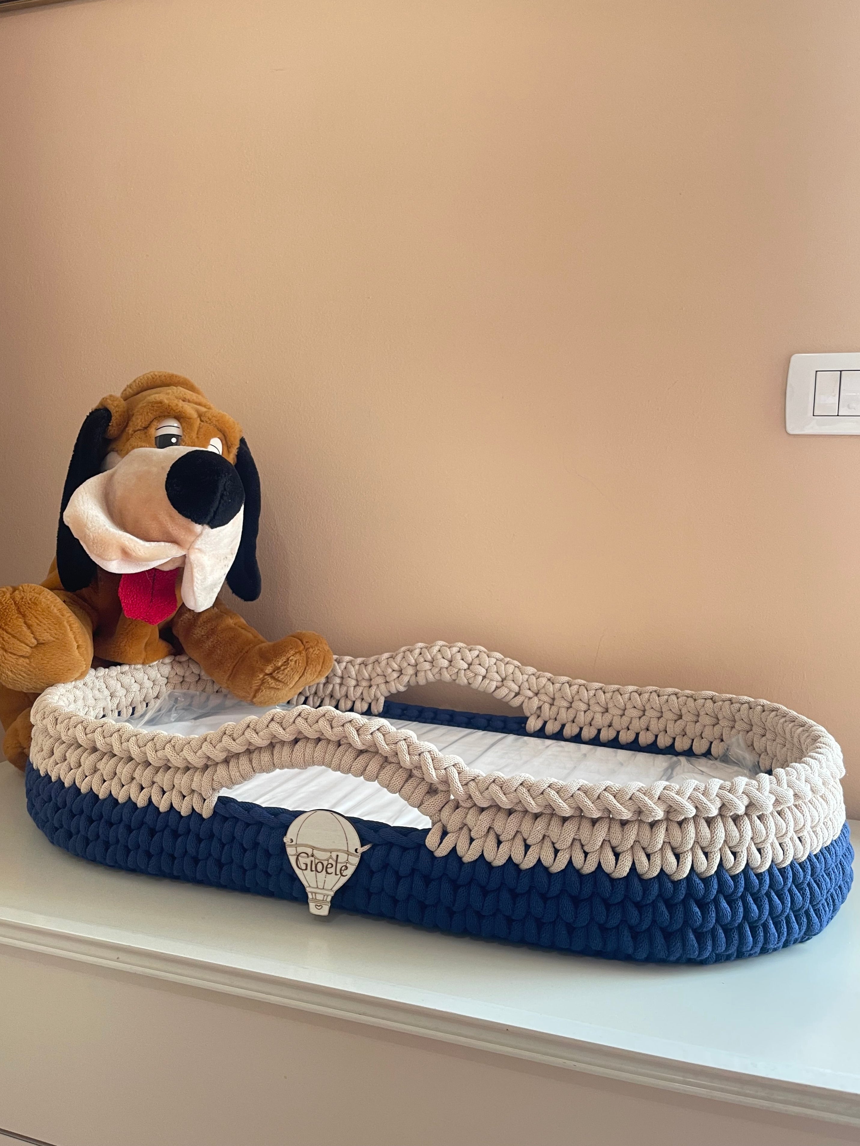 Baby Moses Basket Changing Table