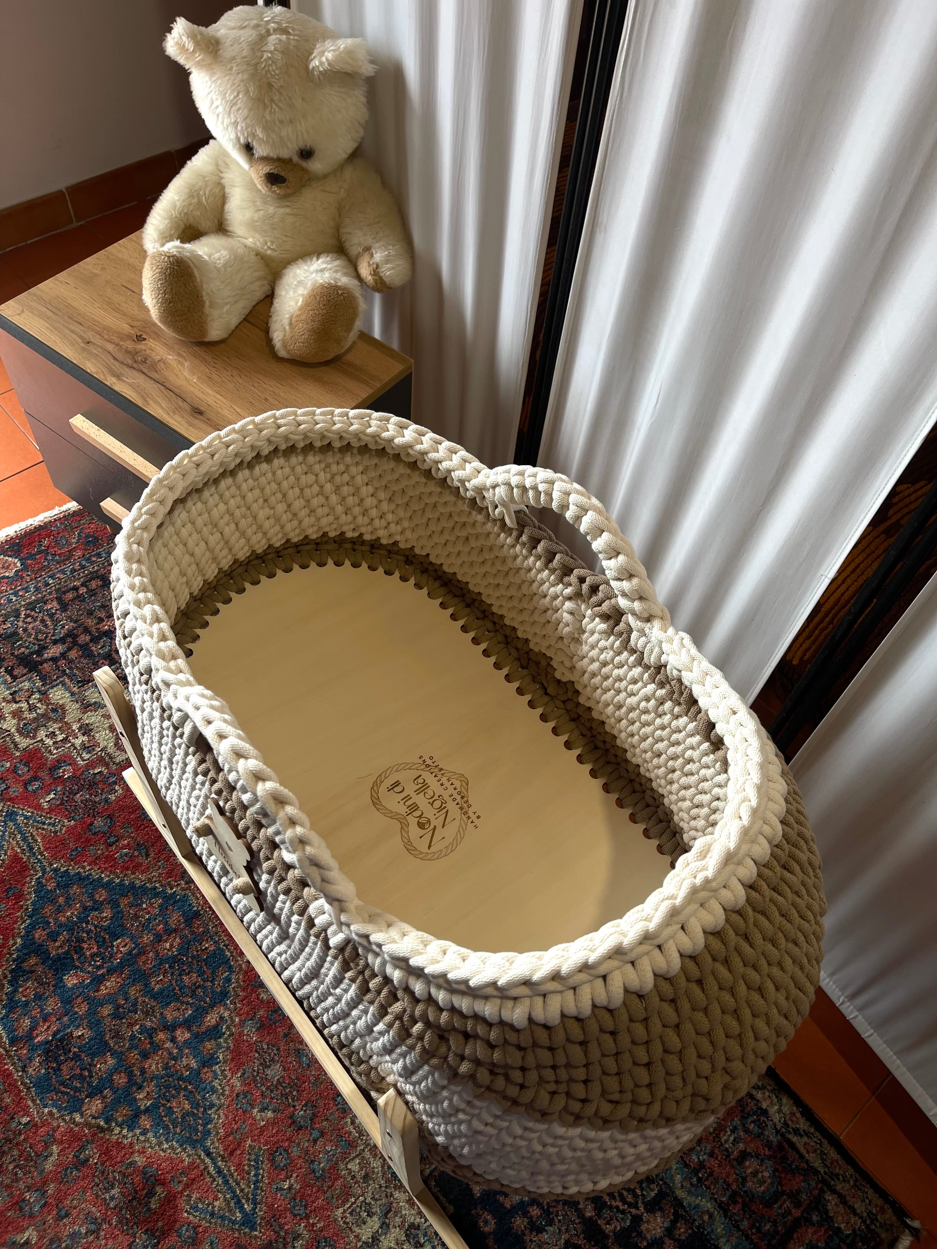 Baby Mosè Basket - Handmade Crochet Cradles