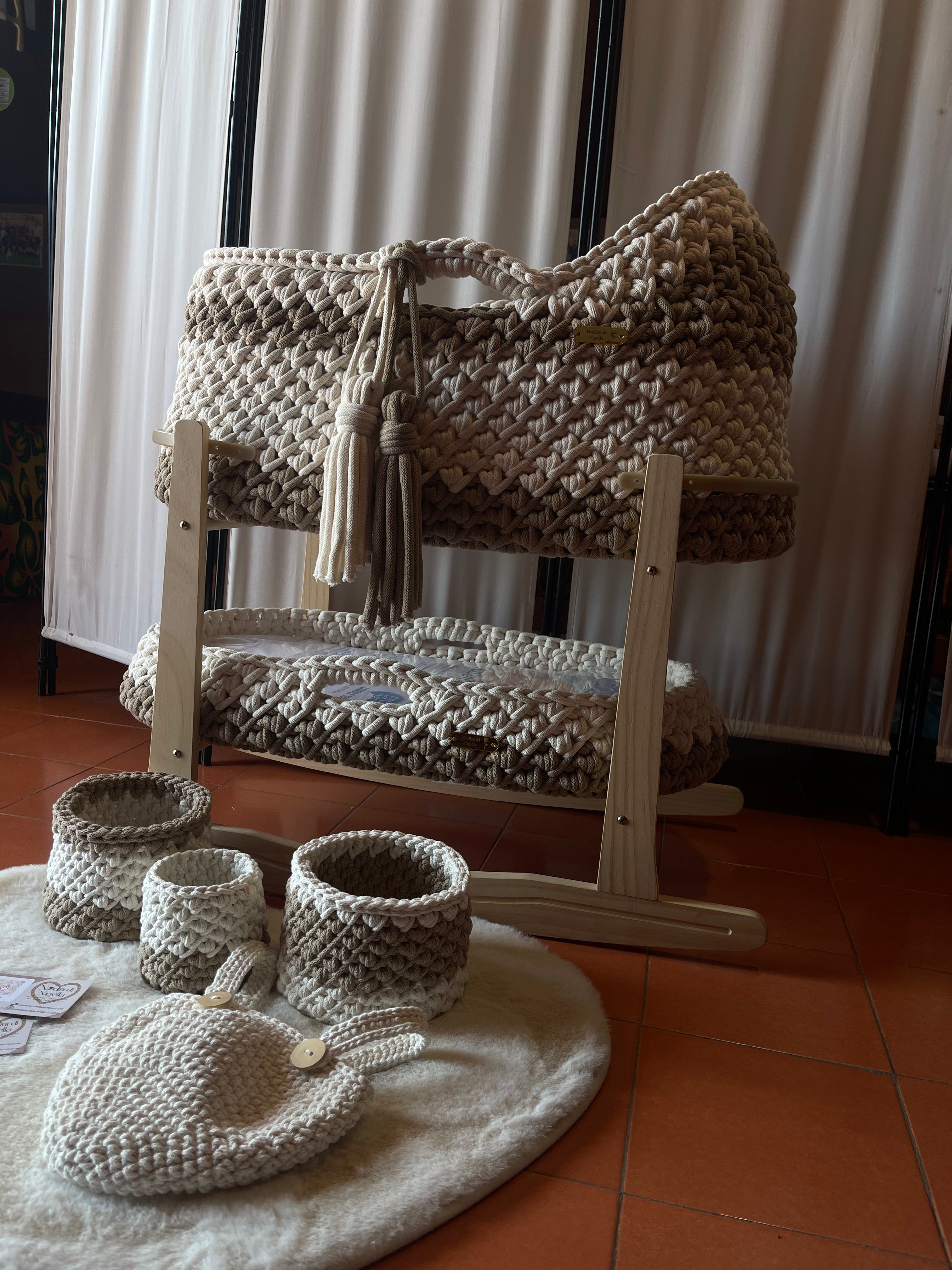 Baby Mosè Basket - Handmade Crochet Cradles