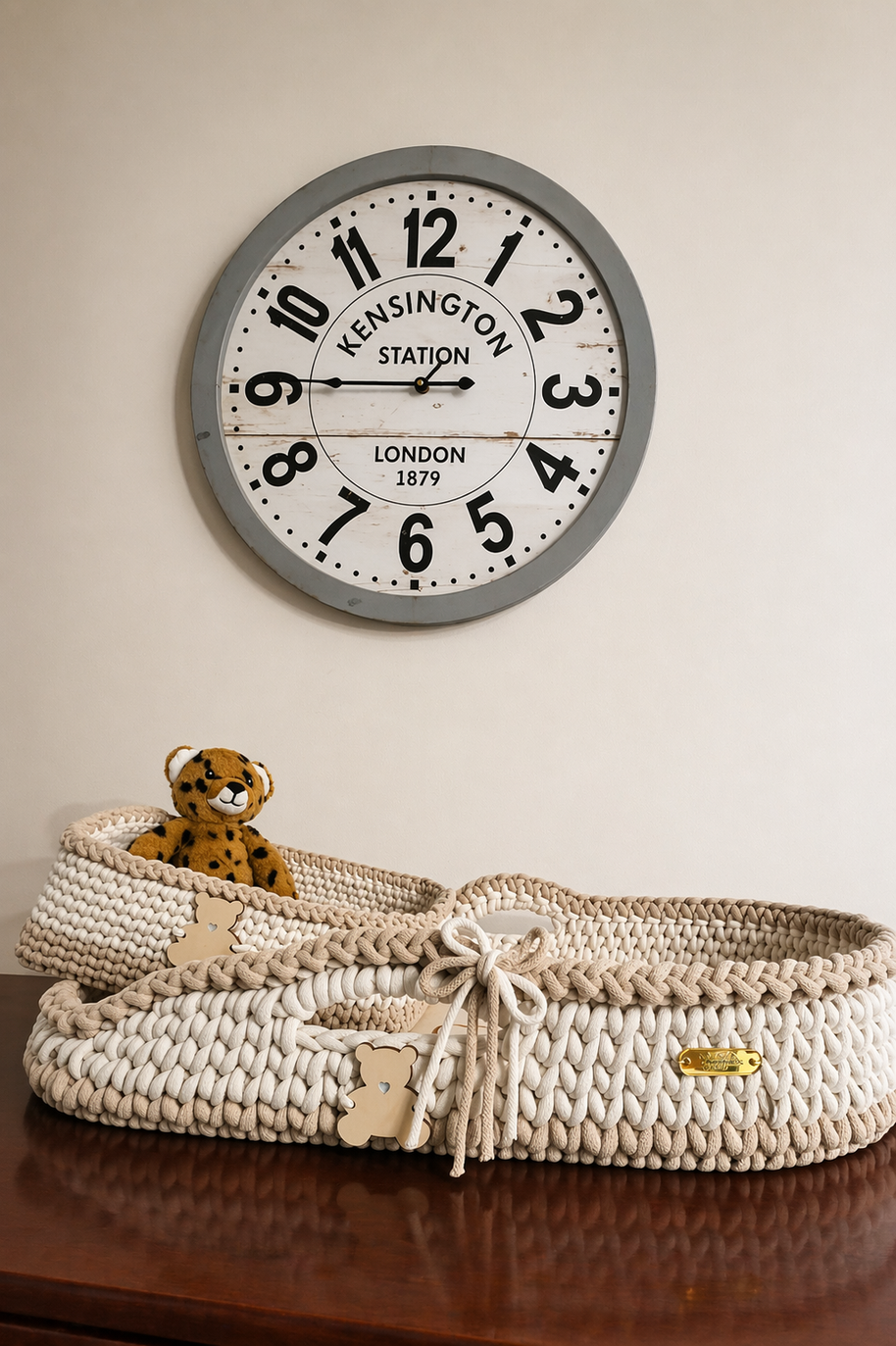 Baby Moses Basket Changing Table